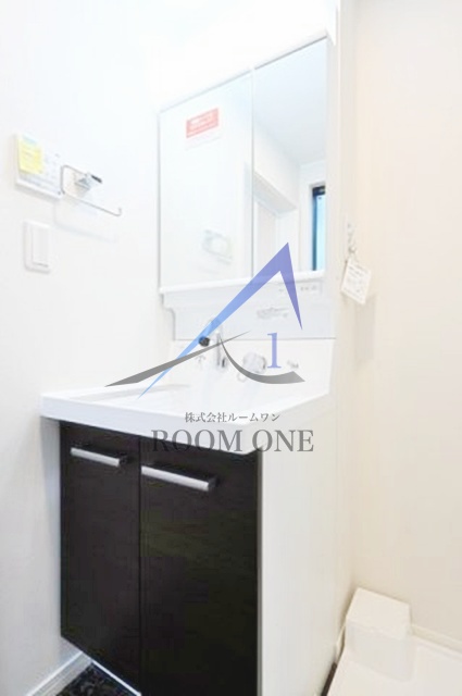 洗面設備　洗面台です。