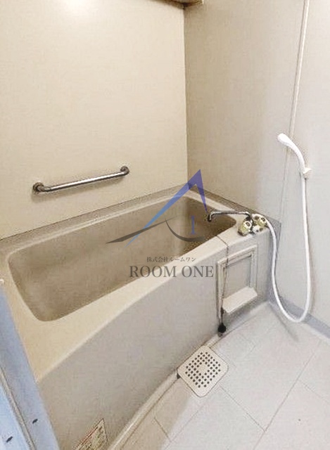 バス・シャワールーム　お風呂です。