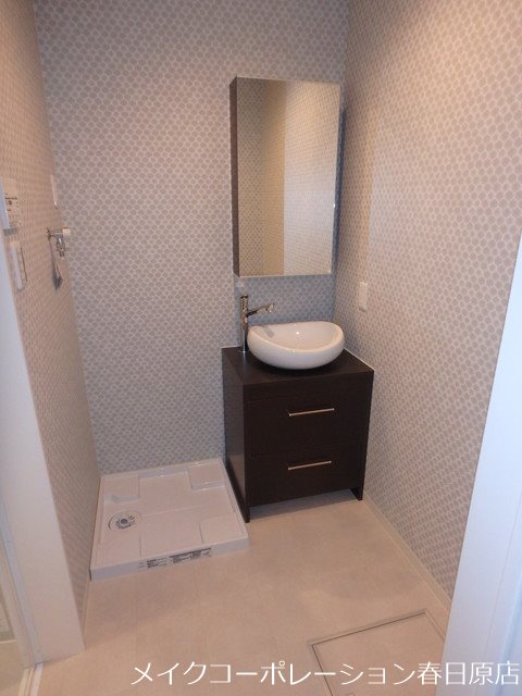洗面設備　写真は同型タイプ