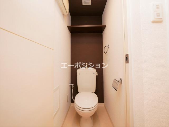 トイレ　プレサンス難波EASTモダニティ