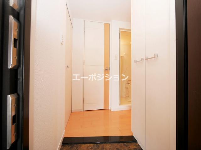 玄関　プレサンス難波EASTモダニティ