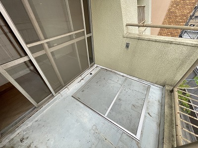 バルコニー　開放的で明るい空間を演出してくれるバルコニーです