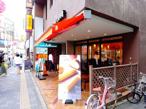 飲食店　エクセルシオールカフェ 都立大学駅前店（飲食店）まで660m