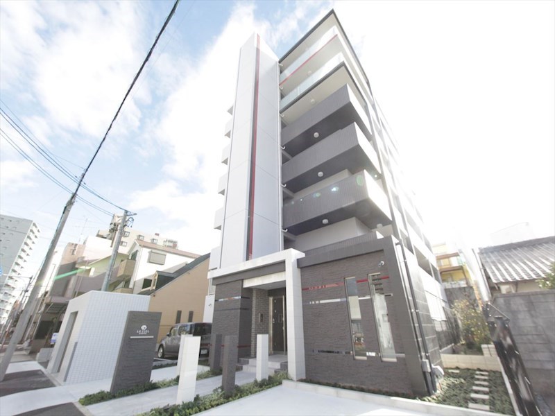 建物外観　外観　オートロック付　宅配ＢＯＸ付　防犯カメラ有り