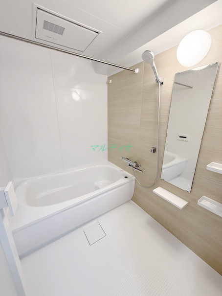 バス・シャワールーム　浴室