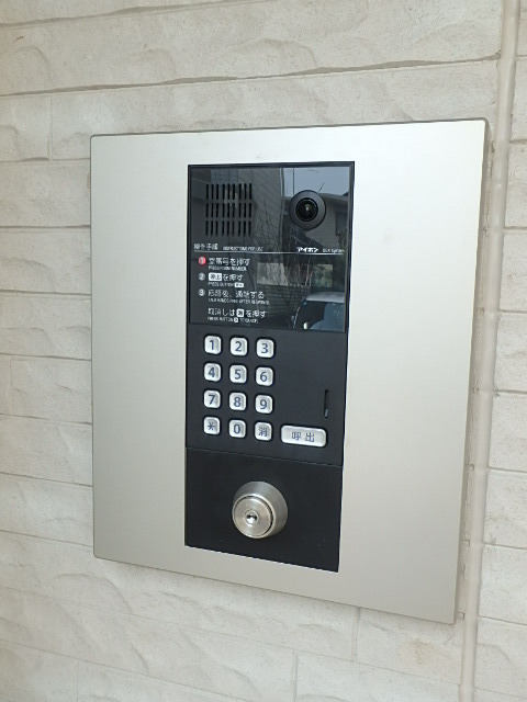 その他共有部分　オートロック完備。