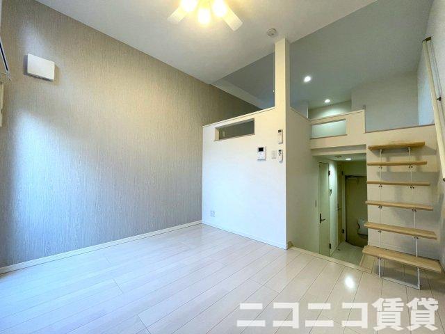 居室・リビング　モデルルームの為、現状を優先致します。