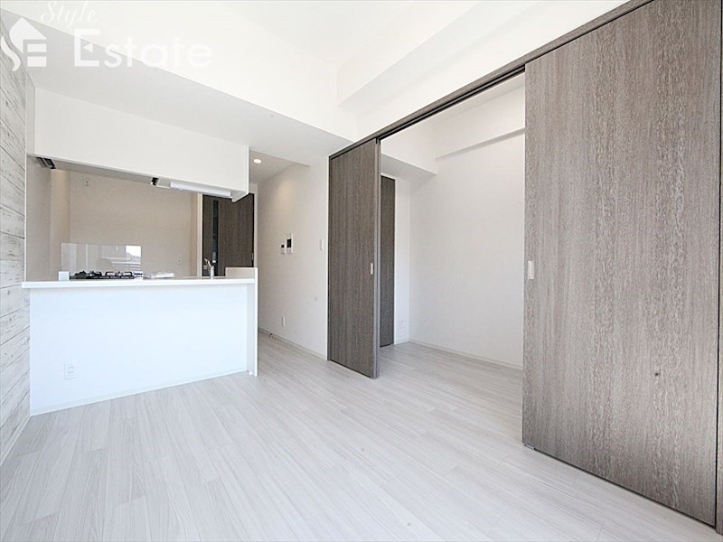 居室・リビング　内装