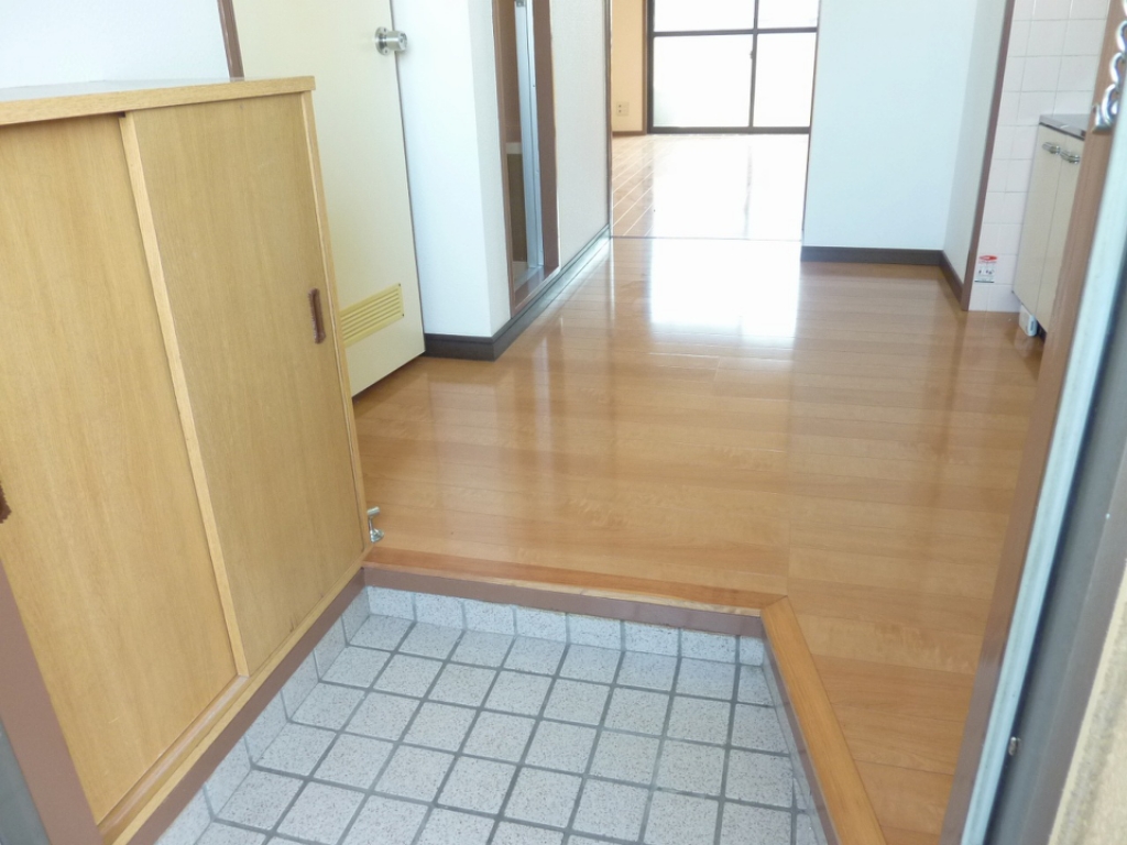 玄関　P1490649（圧縮済）