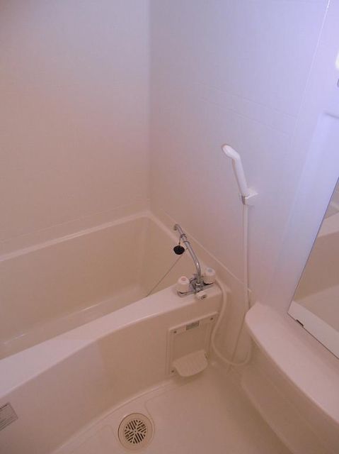 バス・シャワールーム　バスルーム