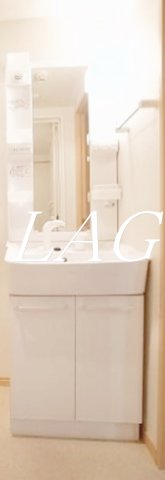 洗面設備　独立洗面台です。