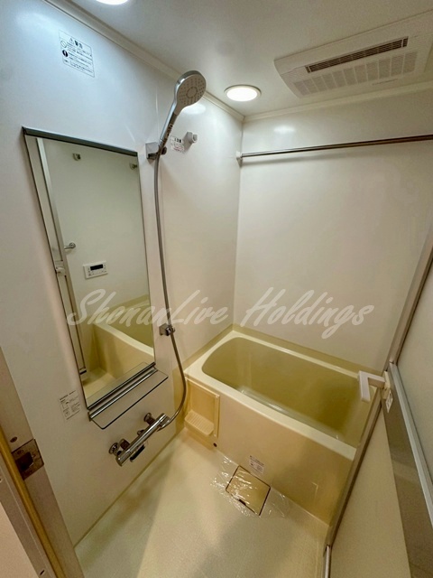 バス・シャワールーム　清潔感のあるバス♪