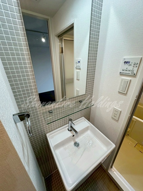 洗面設備　人気の独立洗面台♪