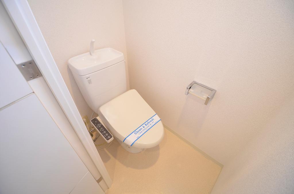 トイレ　シャワー付トイレ