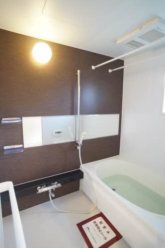 バス・シャワールーム　浴室