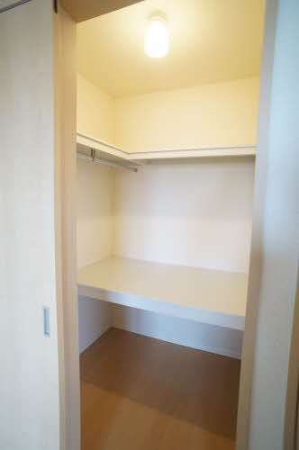 収納　ウォークインクローゼ