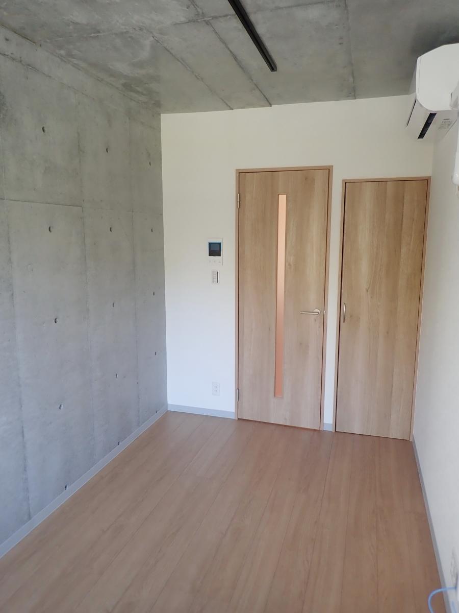 居室・リビング　※写真は別部屋参考画です。