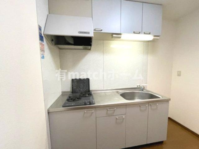 キッチン　お部屋のお写真は反転となっております 間取り図を参照願います