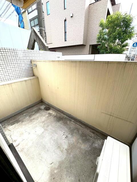 バルコニー　?