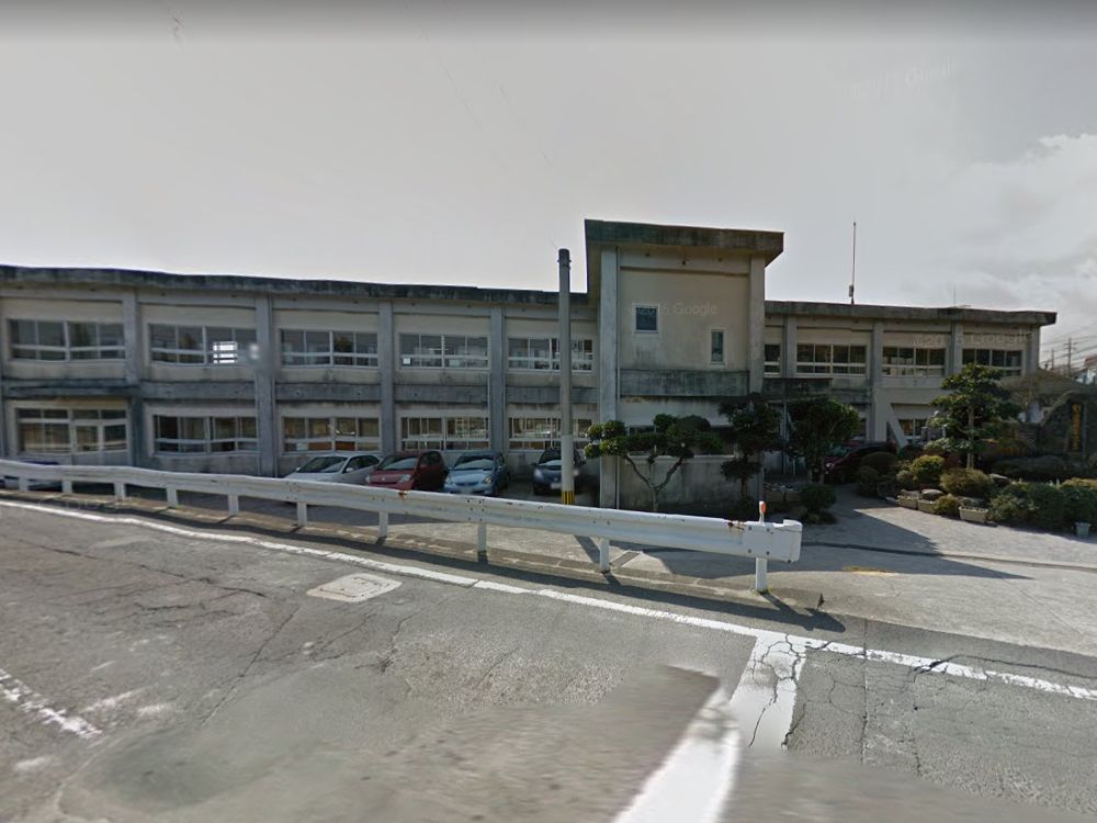 小学校　島原市立第三小学校（小学校）まで1237m