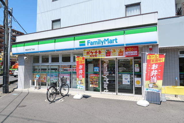 コンビニ　ファミリーマート　草加弁天五丁目店（コンビニ）まで92m