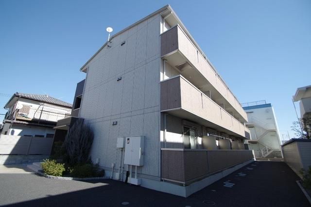 建物外観　★コンビニも近くて便利な立地★