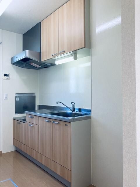 キッチン　写真は別の部屋のものです。