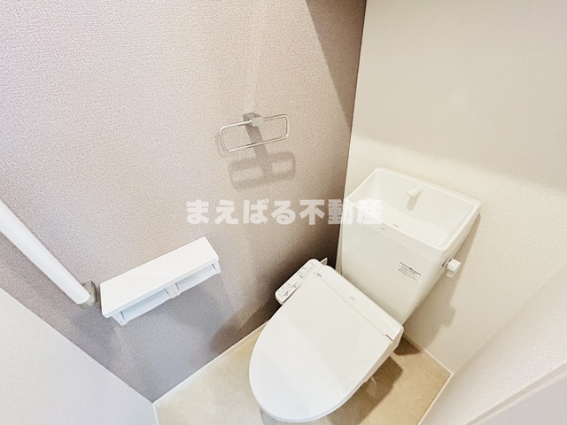 トイレ　温水洗浄便座