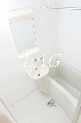バス・シャワールーム　お風呂です。