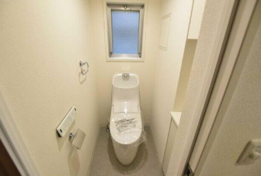 トイレ　トイレもきれいです