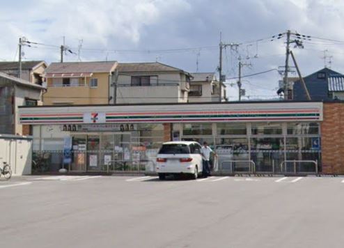 コンビニ　セブンイレブン 東大阪吉松2丁目店（コンビニ）まで528m