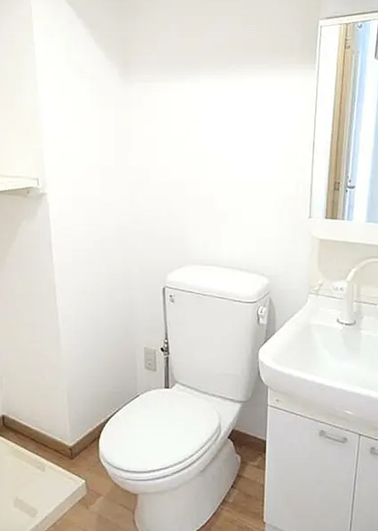 トイレ　※別部屋参照