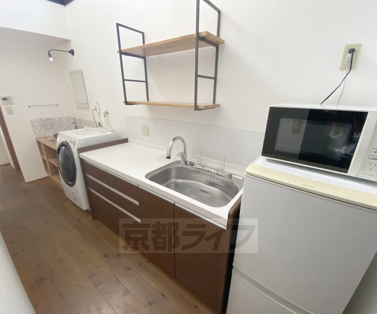西ノ京右馬寮町貸家1のキッチン写真