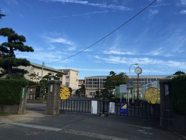 小学校　浜松市立広沢小学校（小学校）まで180m