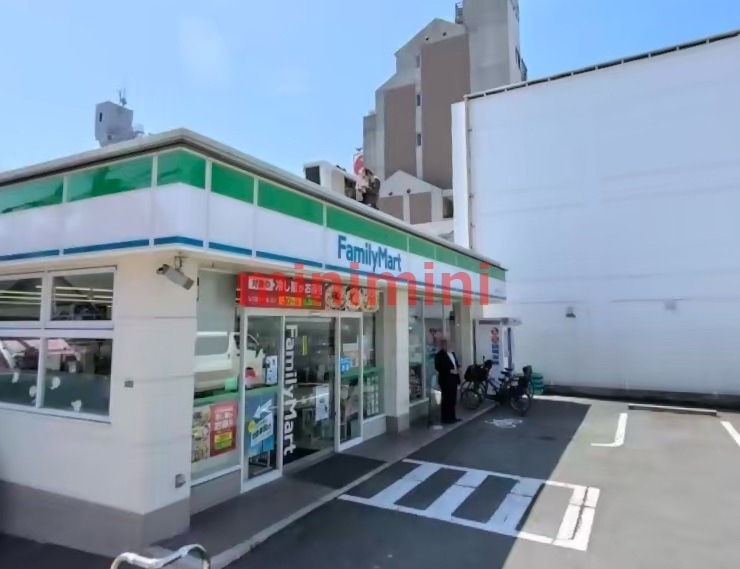 コンビニ　ファミリーマート千里丘北口店（コンビニ）まで643m