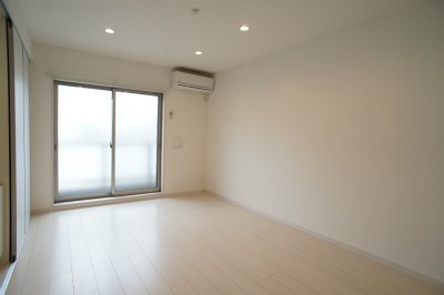 居室・リビング　自然光が心地よい洋室7.7帖
