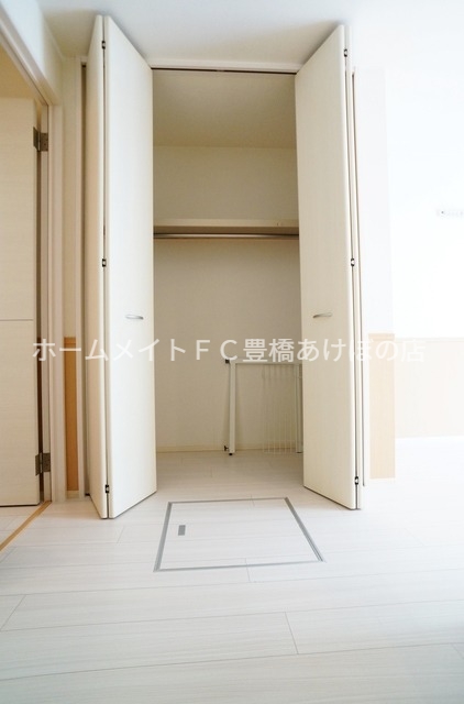 収納　同型別部屋写真（反転）