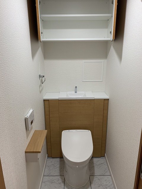 トイレ　※別部屋のお写真になります