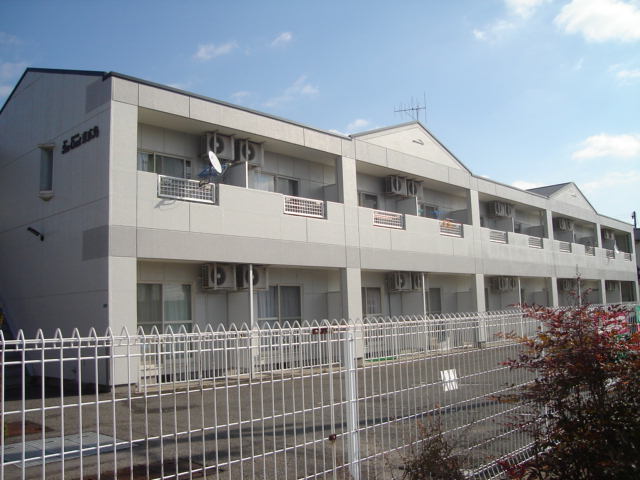 建物外観　外観写真（昼）