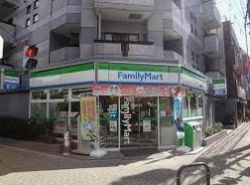 コンビニ　ファミリーマート台東駒形一丁目店（コンビニ）まで43m