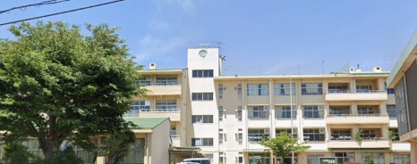 中学校　取手市立取手第一中学校（中学校）まで1281m