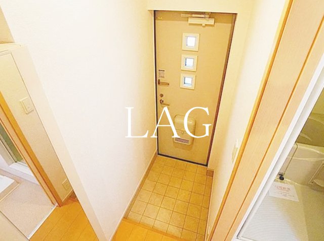 玄関　玄関です。