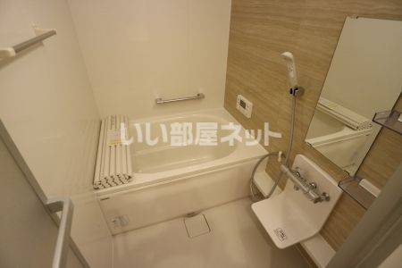 サニーDハウス芝町イーストの風呂写真