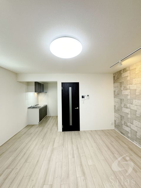 阪急宝塚線 石橋阪大前駅 徒歩12分 3階建 築3年の居間写真