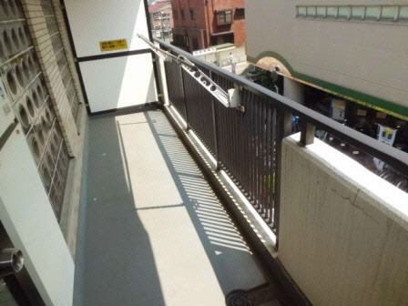 東急東横線 大倉山駅 徒歩2分 5階建 築40年の内装写真