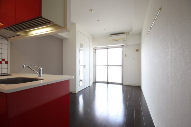 CLUB ORIENT NO70 HARBOR SOUTH TOWERの居間写真