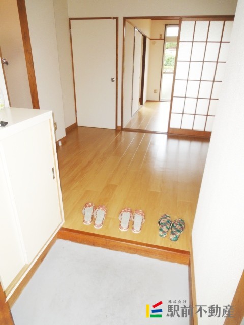 グリスドブランチェIの玄関写真