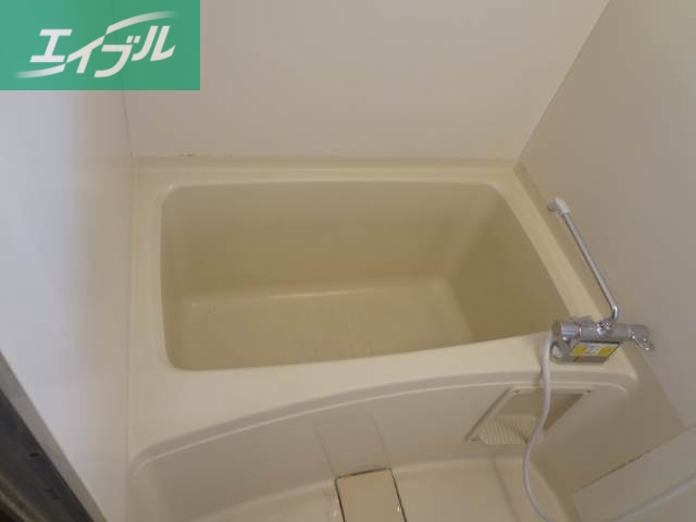 バス・シャワールーム　バスルーム