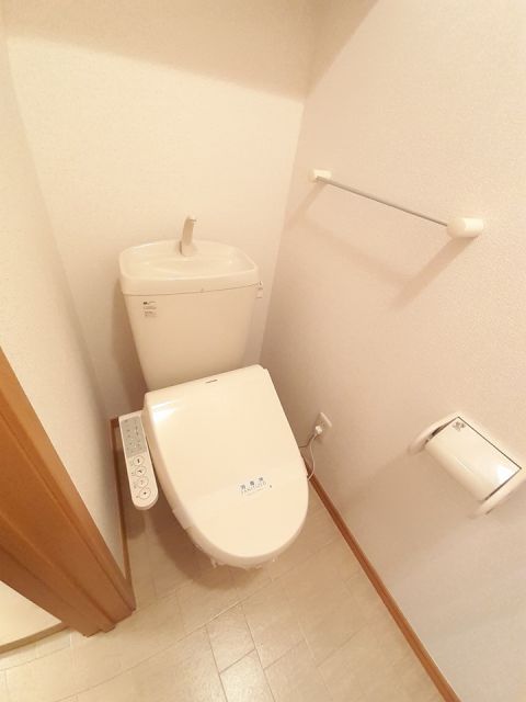 【瀬戸内市長船町土師のアパートのトイレ】
