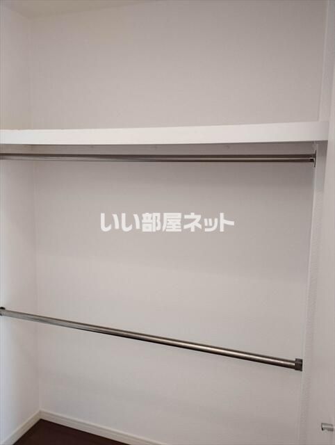 【エスアール自由が丘の収納】